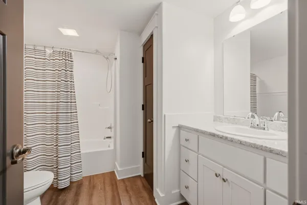 $735,000 | 5587 Deer Hollow Road, Auburn, IN 46706