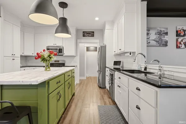 $735,000 | 5587 Deer Hollow Road, Auburn, IN 46706