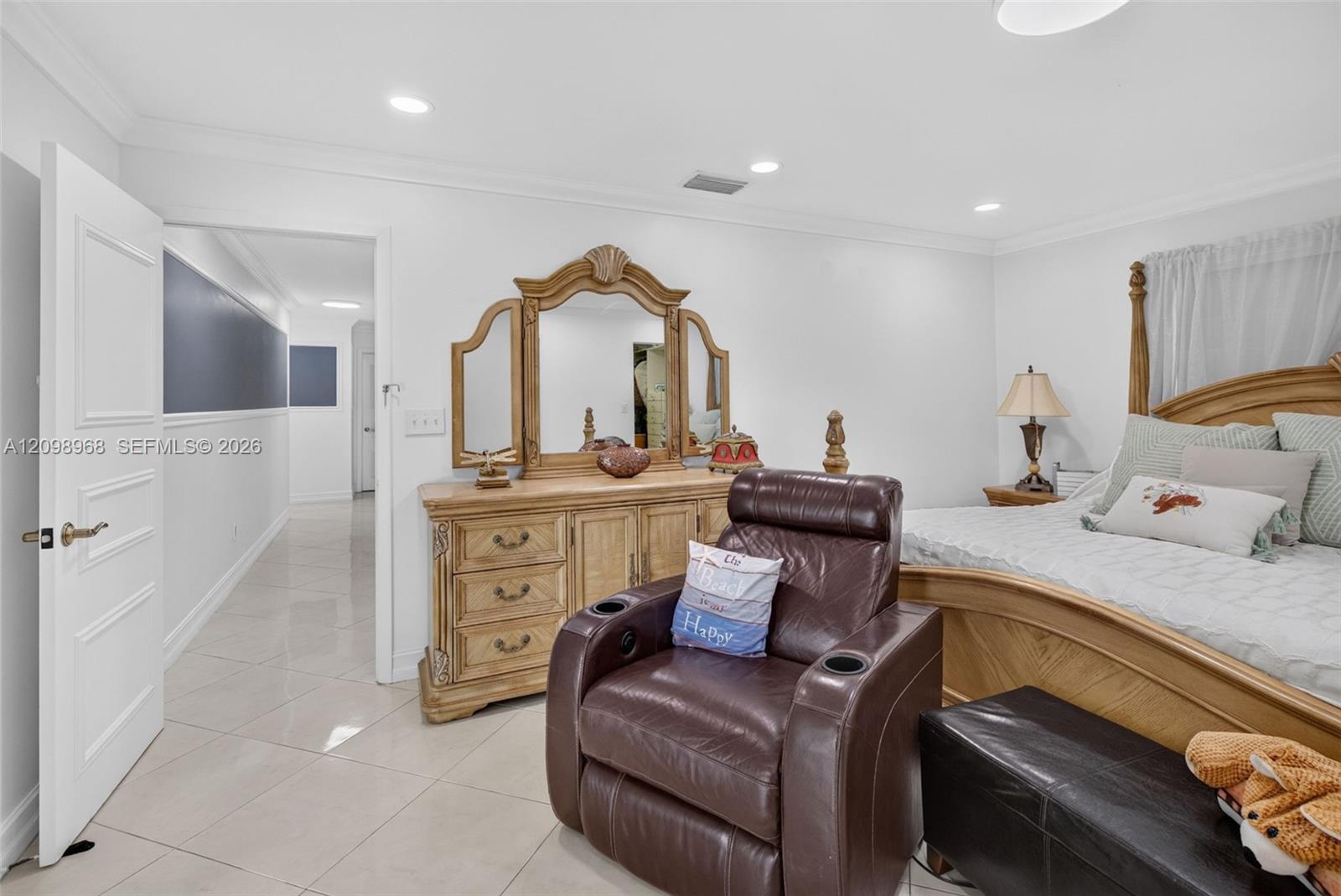 16110 Stirling Road Southwest Ranches, FL 33331 - Photo 24 of 88 Gallery Image 24