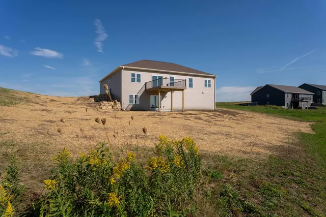 $529,000 | 106 Garrett, Barneveld, WI 53507