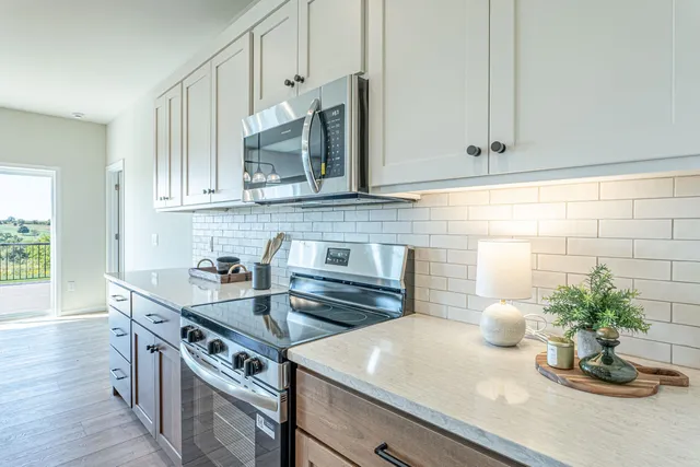 $529,000 | 106 Garrett, Barneveld, WI 53507