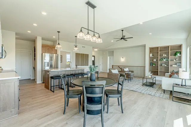 $529,000 | 106 Garrett, Barneveld, WI 53507