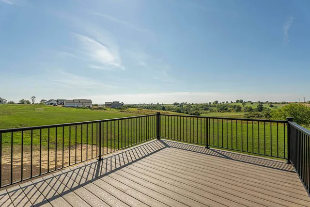 $529,000 | 106 Garrett, Barneveld, WI 53507