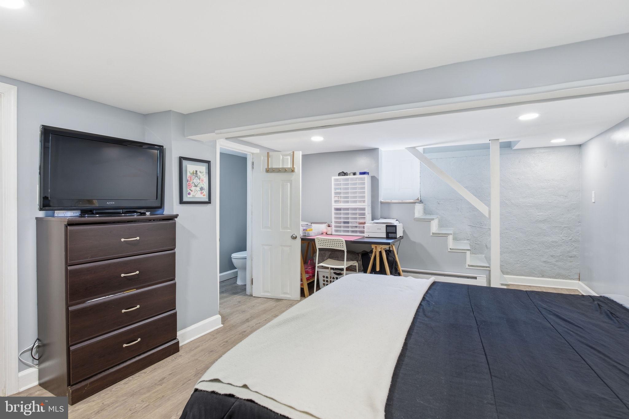 9531 Burton Avenue Baltimore, MD 21234 - Photo 26 of 34