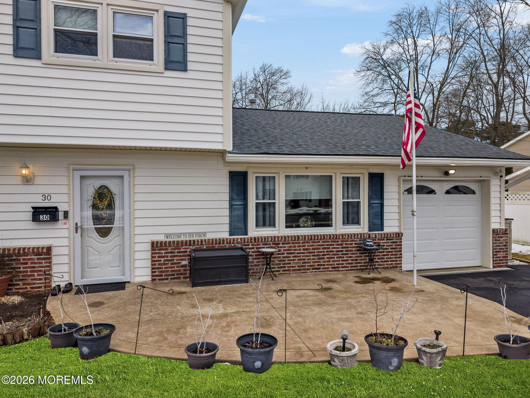 30 Arvin Road Old Bridge, NJ 08857 - Photo 3 of 31 a front view of a house with garden