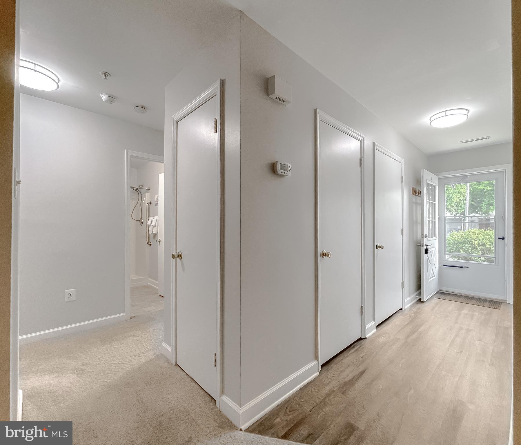 9250 Cherry Lane, Unit 4 Laurel, MD 20708 - Photo 3 of 44 Entrance nice bright foyer!