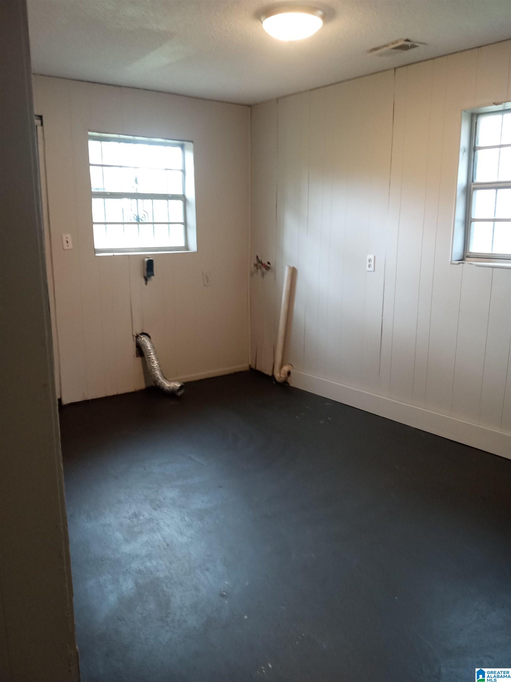1908 14th Place Southwest Birmingham, AL 35211 - Photo 12 of 28
