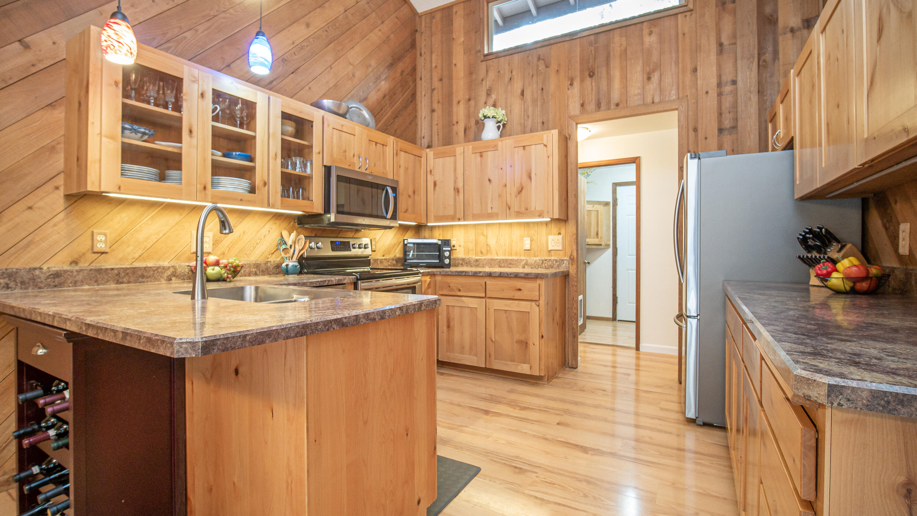 60129 Agate Road Bend, OR 97702 - Photo 16 of 41 Beautiful wood cabinets