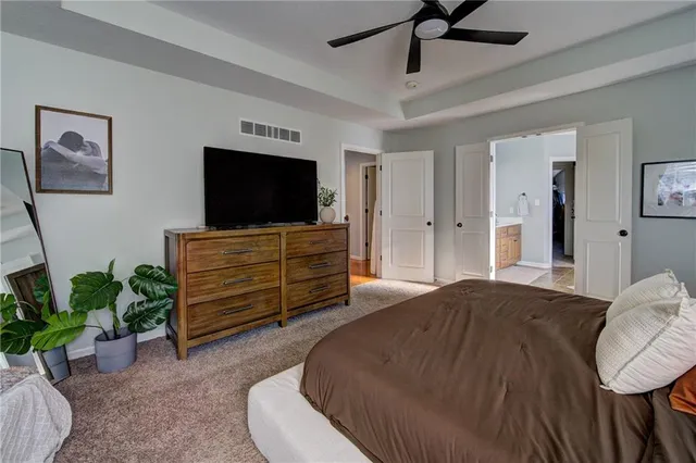 $485,000 | 4404 Southwest Flintrock Drive, Lee's Summit, MO 64082