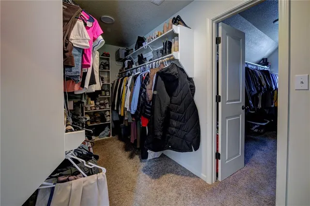 $485,000 | 4404 Southwest Flintrock Drive, Lee's Summit, MO 64082