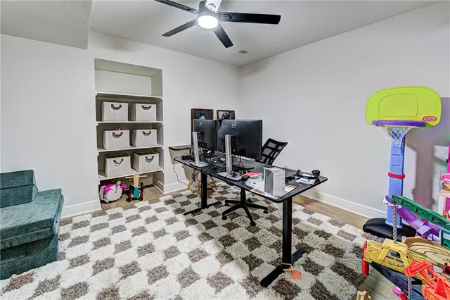 $485,000 | 4404 Southwest Flintrock Drive, Lee's Summit, MO 64082