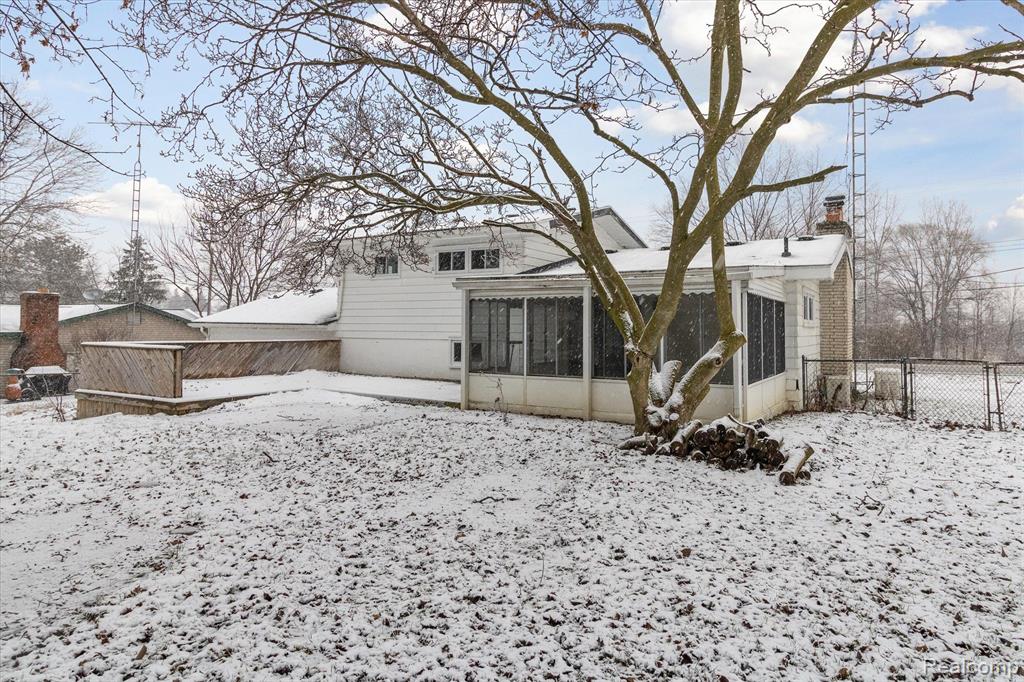 10446 Linden Road Grand Blanc, MI 48439 - Photo 31 of 32 Gallery Image 31