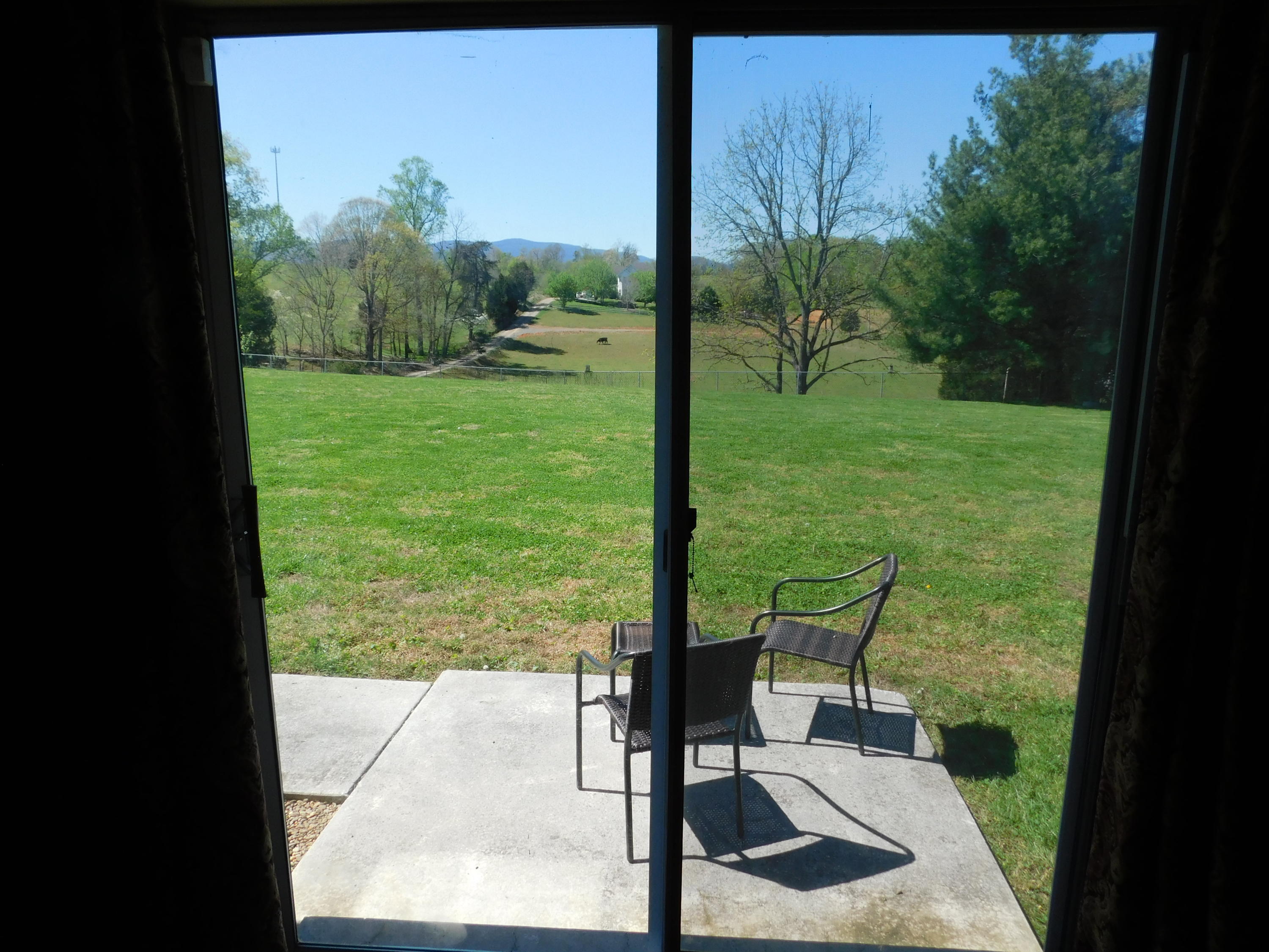 547 Offutt Road Clinton, TN 37716 - Photo 10 of 24 DSCN5787
