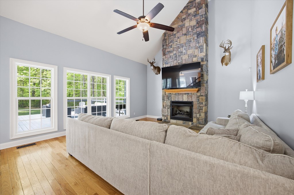 1300 Boyles Mill Road Northeast Dalton, GA 30721 - Photo 4 of 43 Gallery Image 4