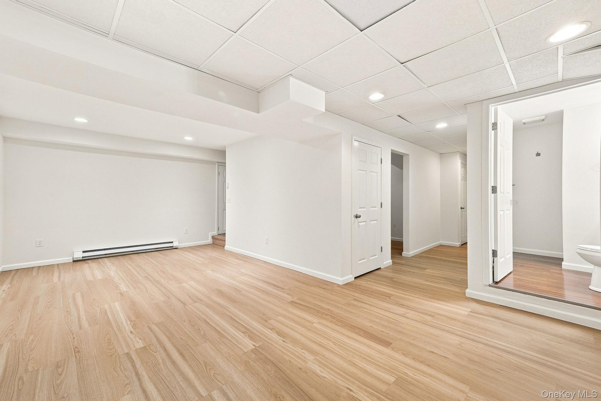 32 Red Oaks Mill Road Poughkeepsie, NY 12603 - Photo 22 of 39 Gallery Image 22