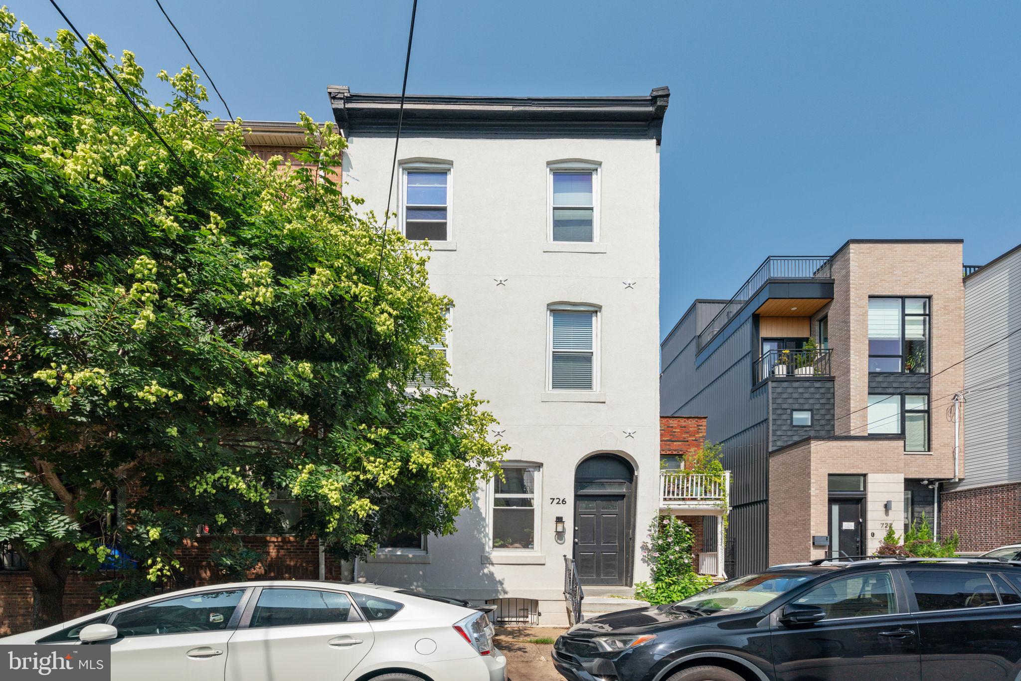 726 South 19th Street Philadelphia, PA 19146 - Photo 2 of 20