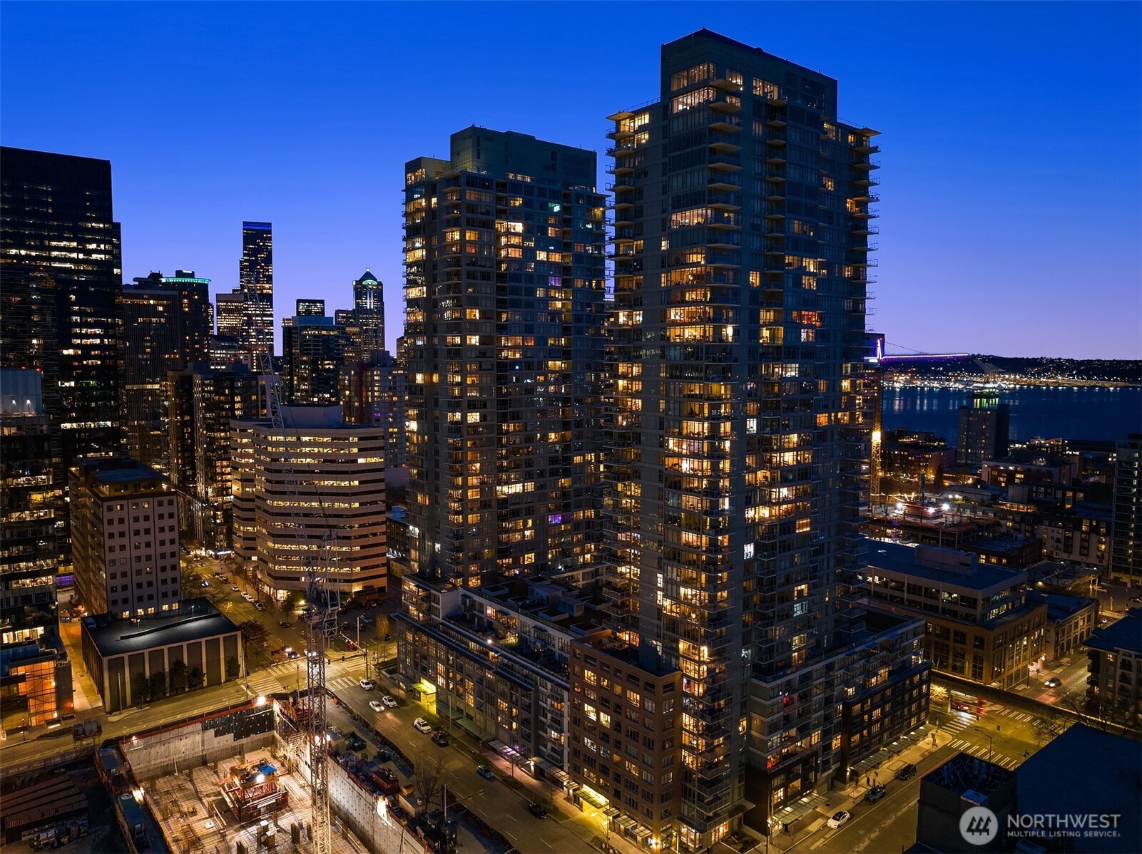 588 Bell Street, Unit 214S Seattle, WA 98121 - Photo 2 of 40 a view of a city