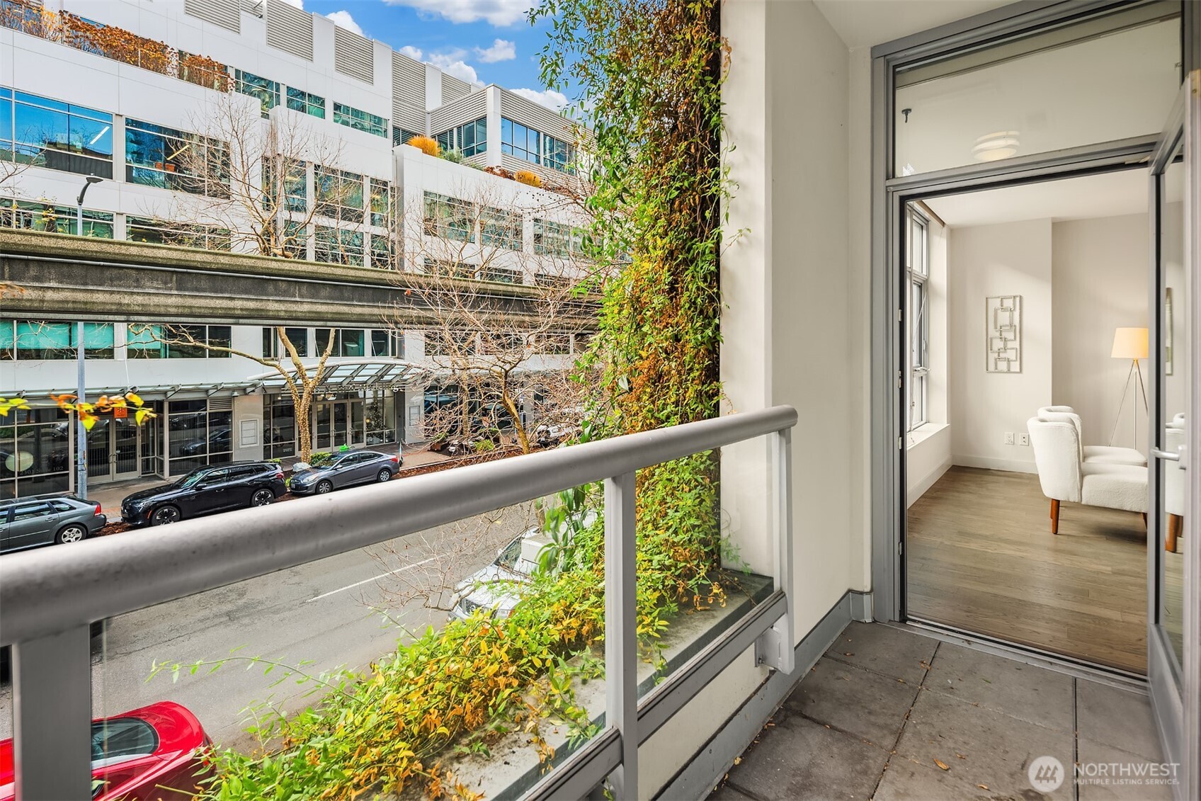 588 Bell Street, Unit 214S Seattle, WA 98121 - Photo 24 of 40