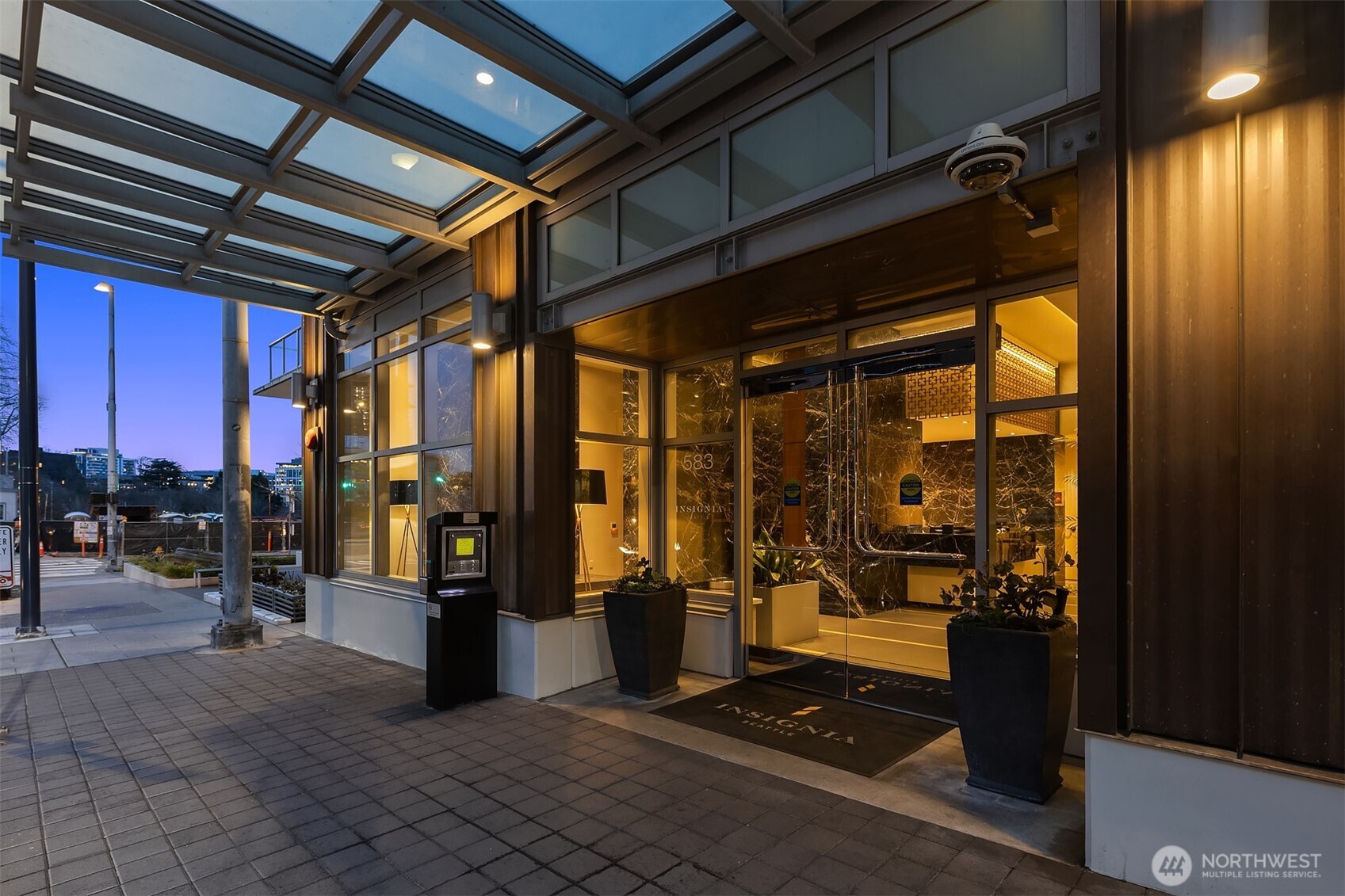 588 Bell Street, Unit 214S Seattle, WA 98121 - Photo 39 of 40 a view of steet corner