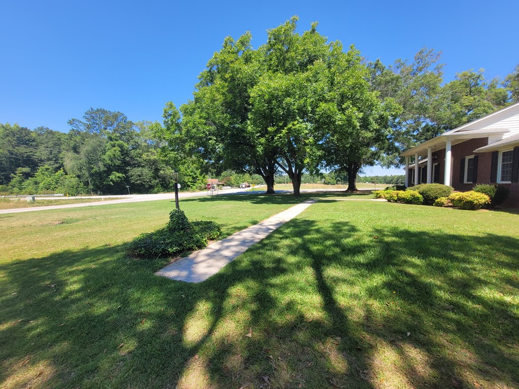 6466 Poplar Springs Road Ware Shoals, SC 29692 - Photo 4 of 25