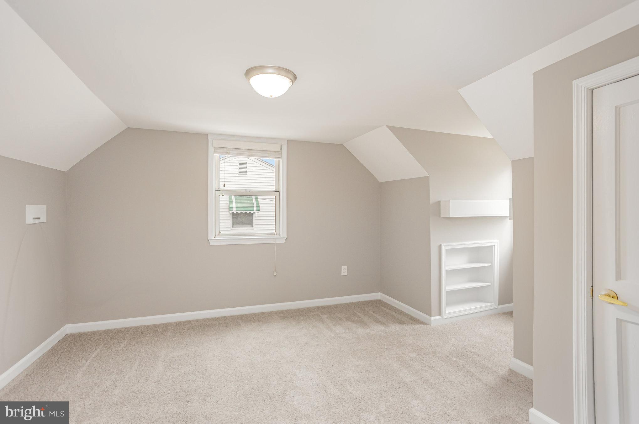 348 Poplar Road Essex, MD 21221 - Photo 23 of 37 Gallery Image 23