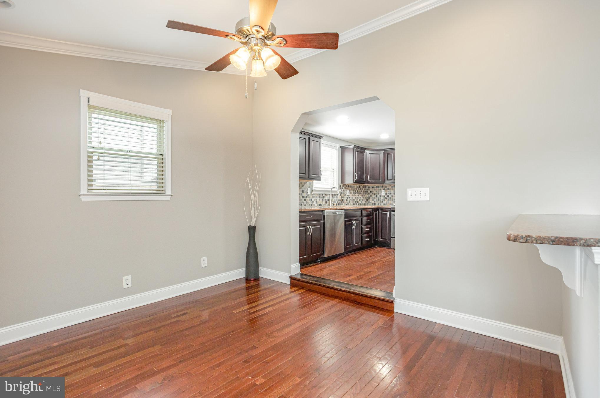 348 Poplar Road Essex, MD 21221 - Photo 8 of 37 Gallery Image 8