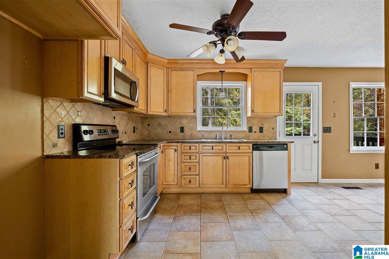 5147 Colonial Park Road Birmingham, AL 35242 - Photo 13 of 33