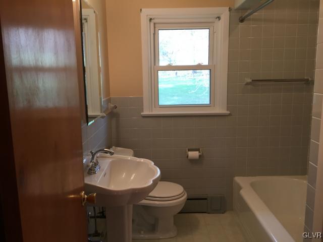 2025 Wirth Road Hellertown, PA 18055 - Photo 14 of 15 Gallery Image 14