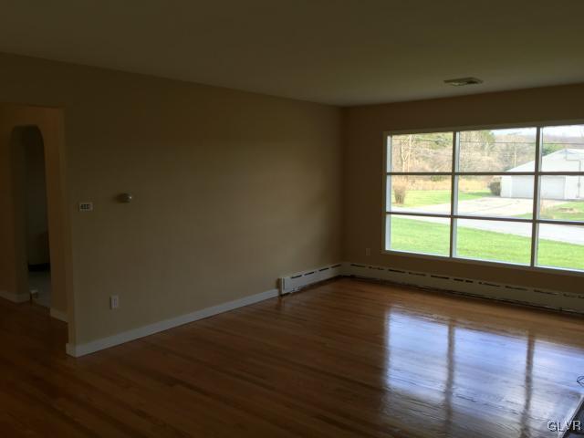 2025 Wirth Road Hellertown, PA 18055 - Photo 8 of 15 Gallery Image 8