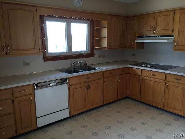 2025 Wirth Road Hellertown, PA 18055 - Photo 9 of 15 Gallery Image 9