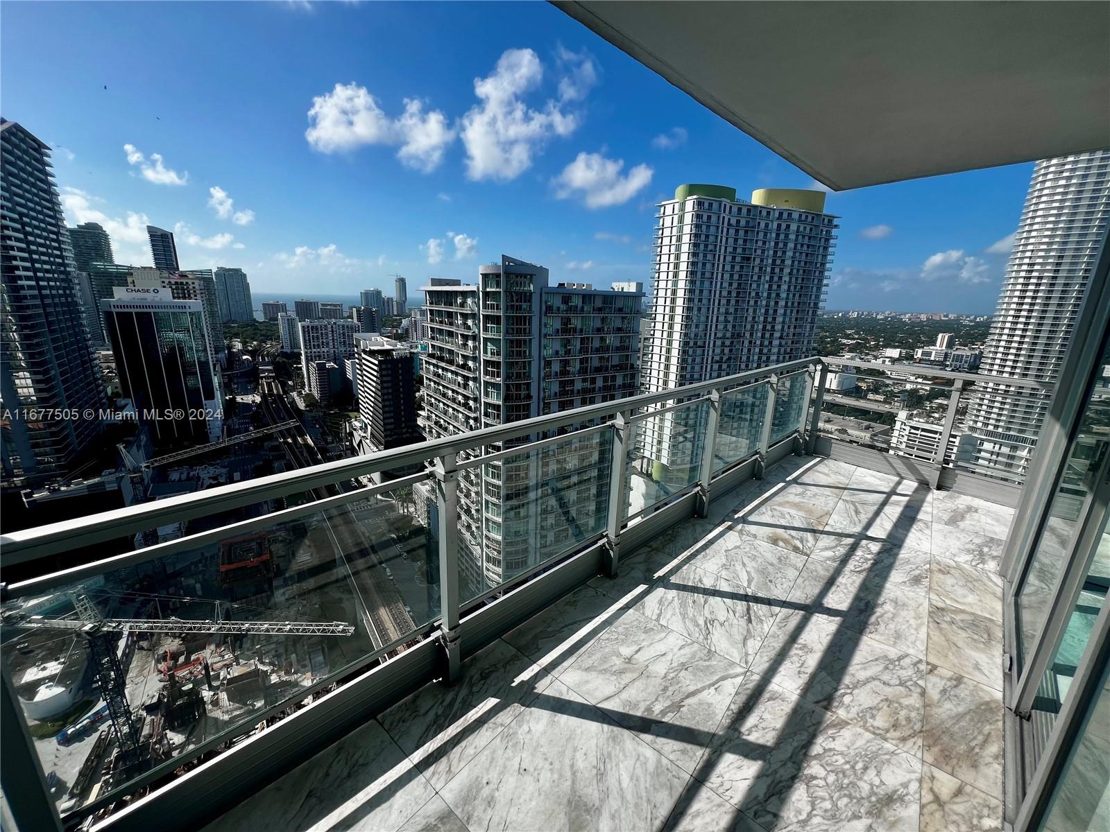92 Southwest 3rd Street, Unit 3605 Miami, FL 33130 - Photo 5 of 24 a view of a balcony