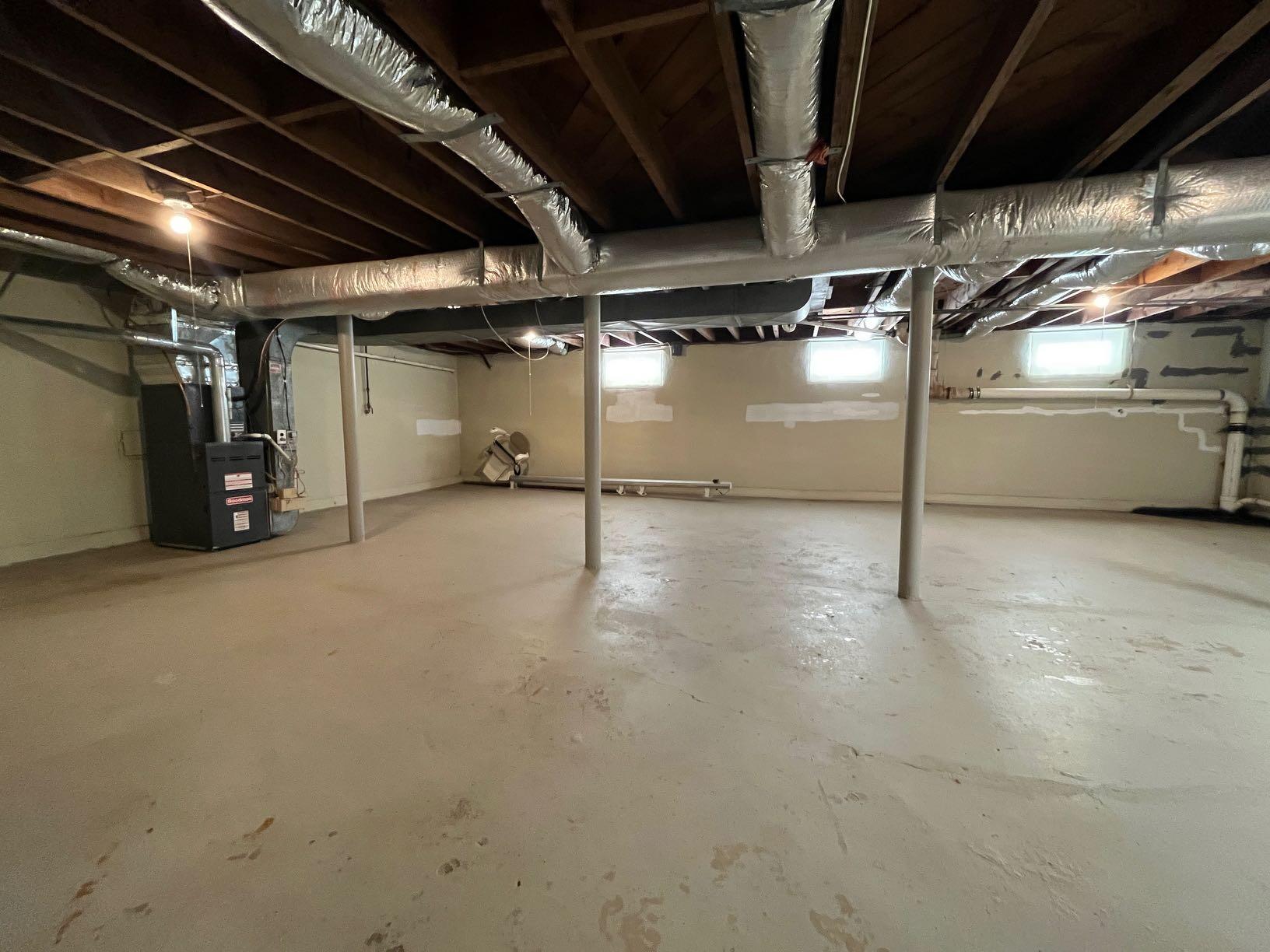 1939 Barrington Drive Northwest Roanoke, VA 24017 - Photo 3 of 14 a view of empty room