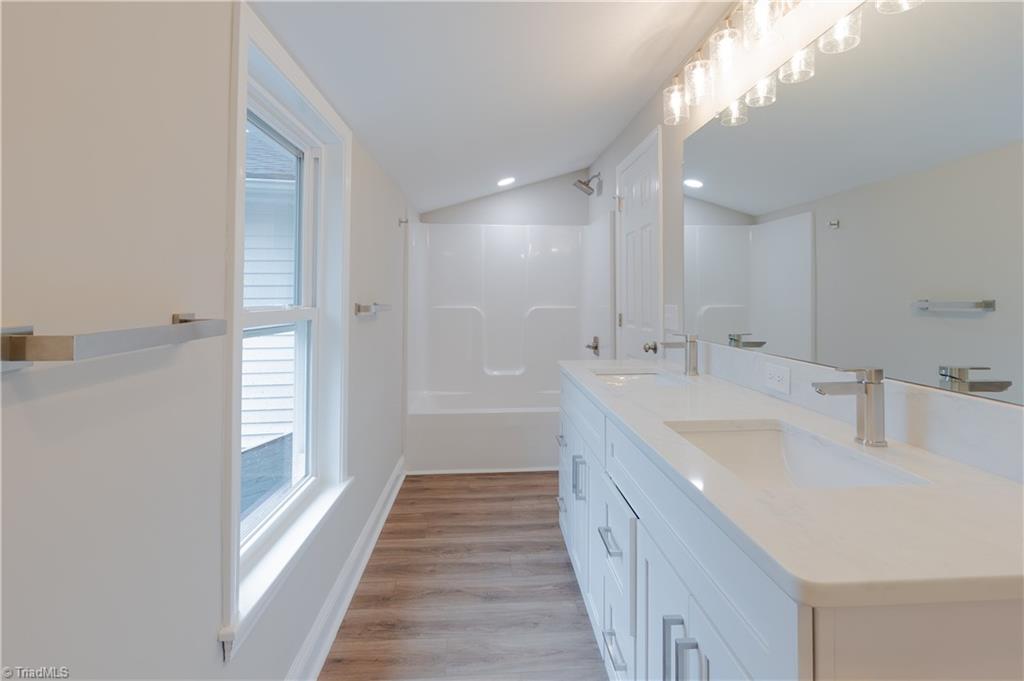 205 South Key Street Pilot Mountain, NC 27041 - Photo 24 of 37