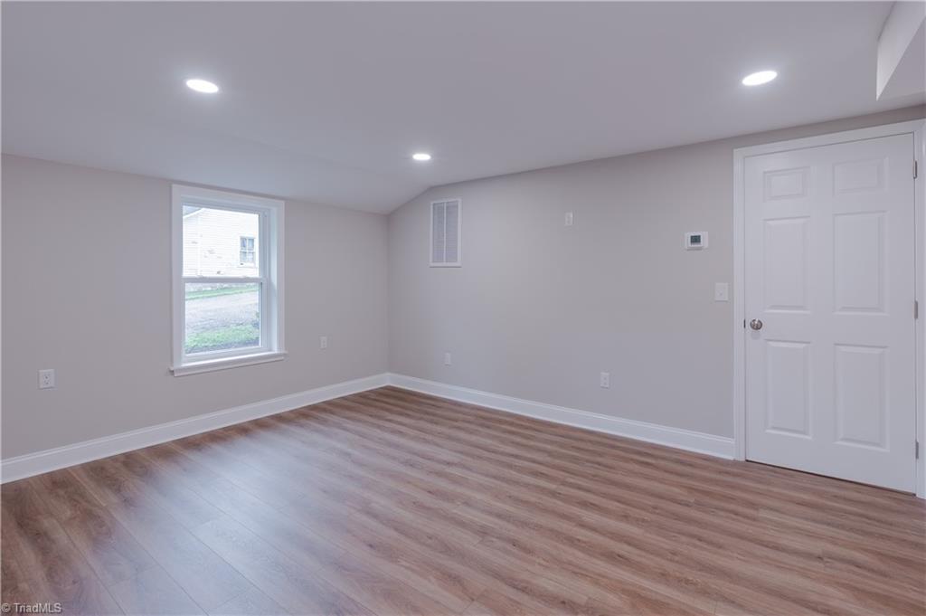 205 South Key Street Pilot Mountain, NC 27041 - Photo 27 of 37