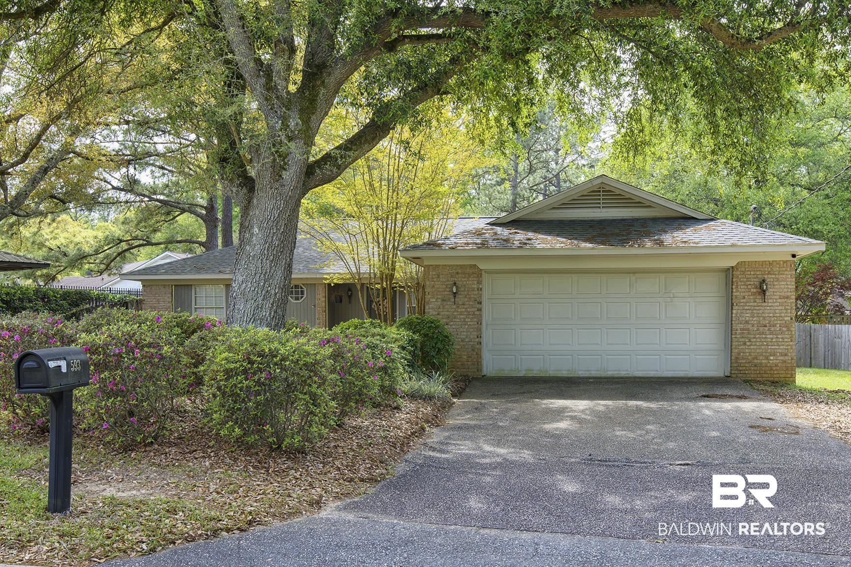593 Ridgewood Drive Daphne, AL 36526 - Photo 5 of 39