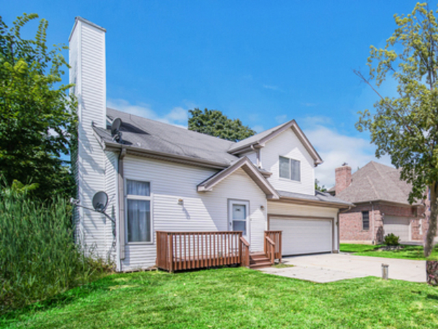 1540 South Roselle Road Schaumburg, IL 60193 - Photo 1 of 26