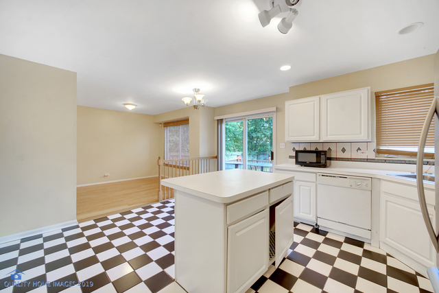 1540 South Roselle Road Schaumburg, IL 60193 - Photo 10 of 26