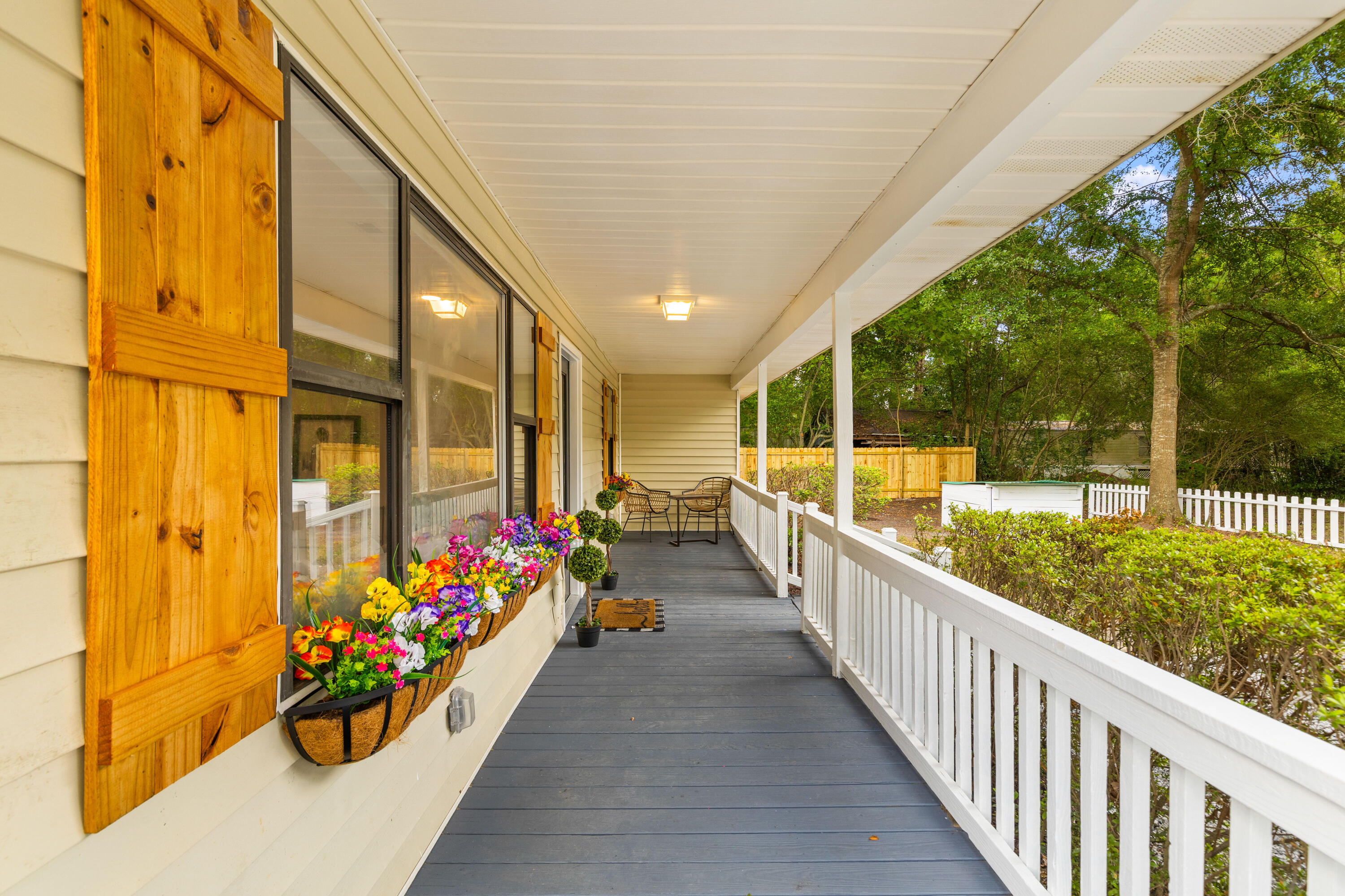 802 Royle Road Ladson, SC 29456 - Photo 4 of 30 1G1A4851