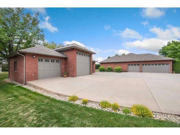 $879,500 | 218 Grand View Circle, Mead, CO 80651
