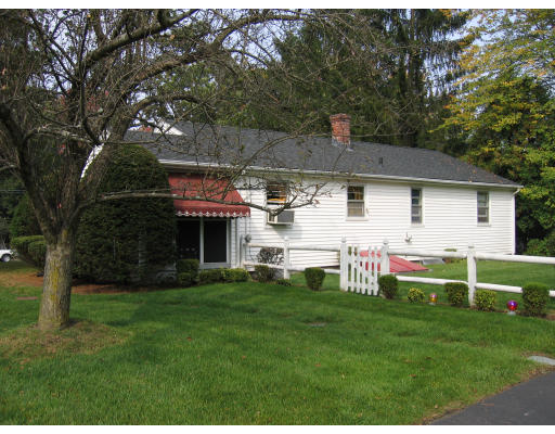655 Parker Street Springfield, MA 01129 - Photo 5 of 18 Gallery Image 5
