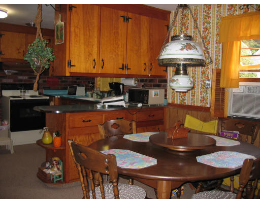 655 Parker Street Springfield, MA 01129 - Photo 9 of 18 Gallery Image 9