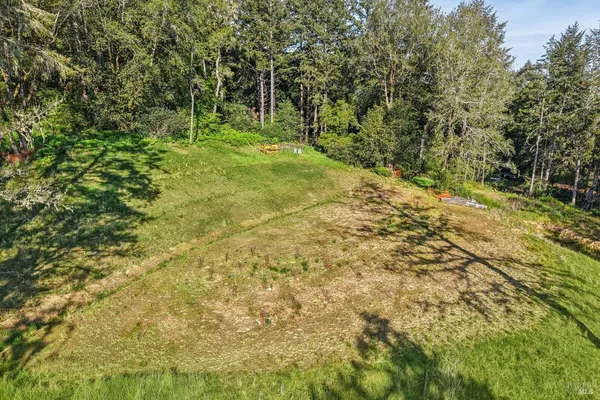 $1,525,000 | 70 Fox Drive, Point Reyes Station, CA 94956