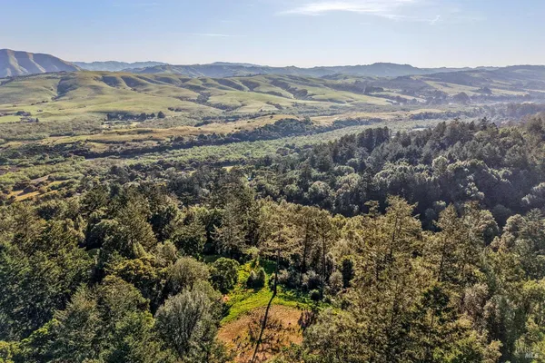 $1,525,000 | 70 Fox Drive, Point Reyes Station, CA 94956