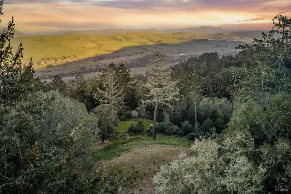 $1,525,000 | 70 Fox Drive, Point Reyes Station, CA 94956