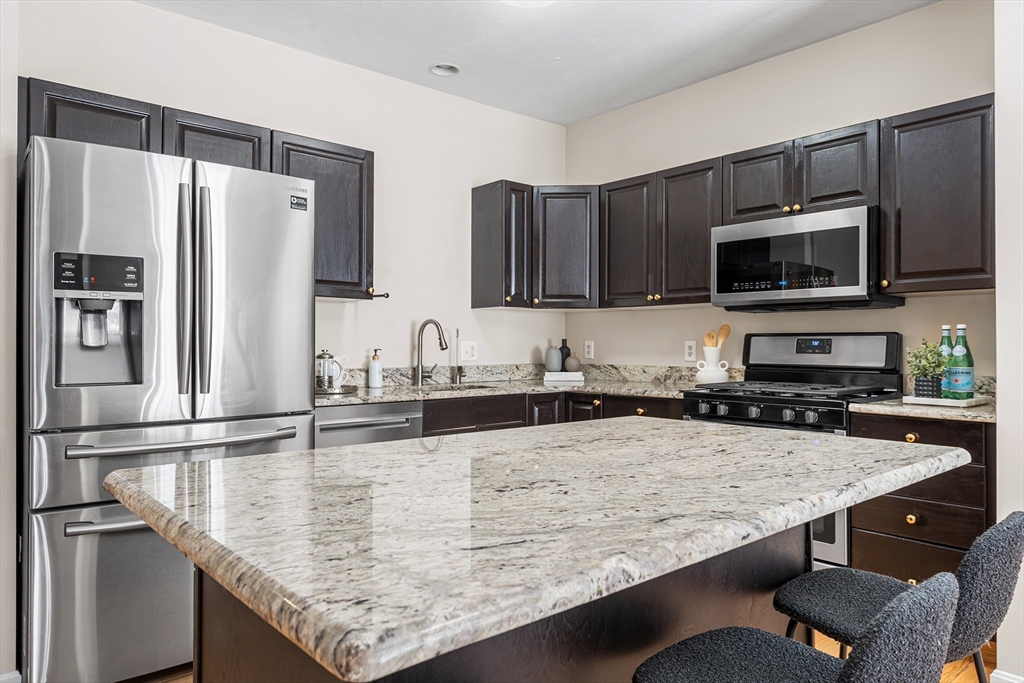 36 Cambridge Road, Unit 24 Woburn, MA 01801 - Photo 11 of 25