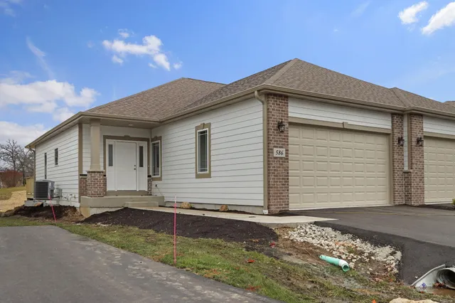 $454,900 | 586 Tindall's Nest, Twin Lakes, WI 53181