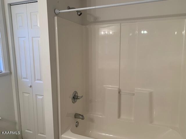 114 Mehaffey Road Powell, TN 37849 - Photo 19 of 28 Owners bath