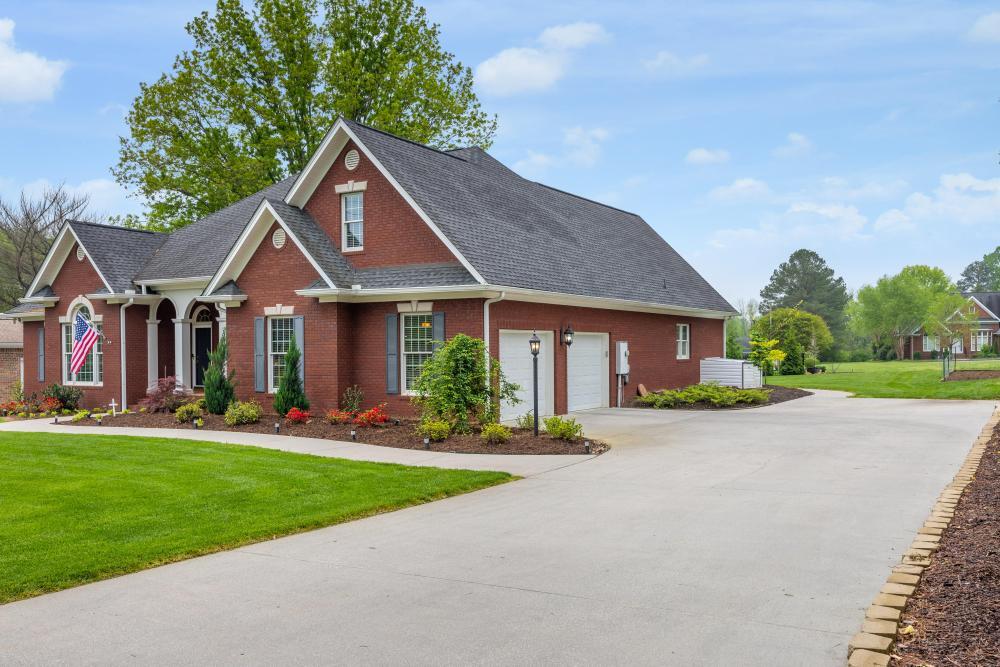 151 Blueberry Hill Road Northwest Cleveland, TN 37312 - Photo 2 of 42 2024_04_April_151_Blueberry_Hill_Dr_NW00