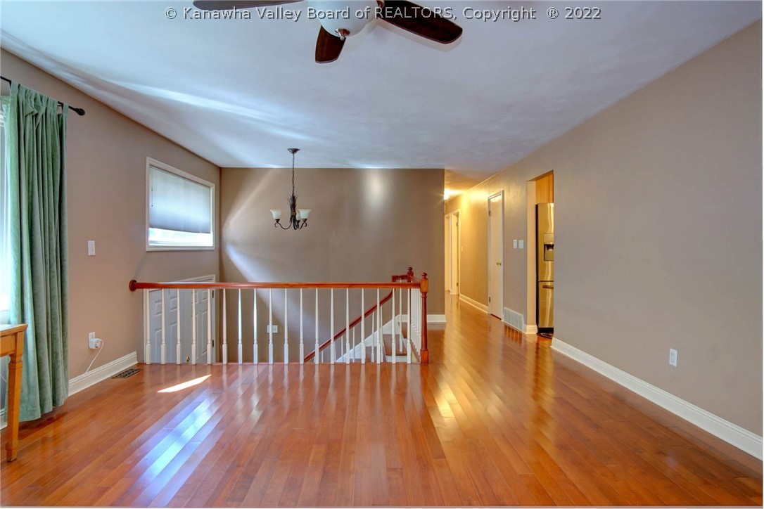 930 Chappell Road Charleston, WV 25304 - Photo 9 of 46 Gallery Image 9