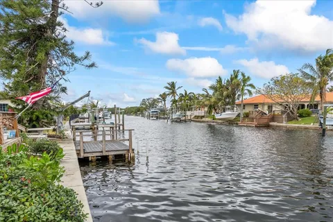 $740,000 | 1409 49th Avenue Northeast, St. Petersburg, FL 33703